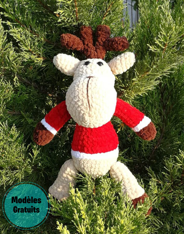 Cerf d'hiver au Crochet Amigurumi Modèle Gratuit (2)