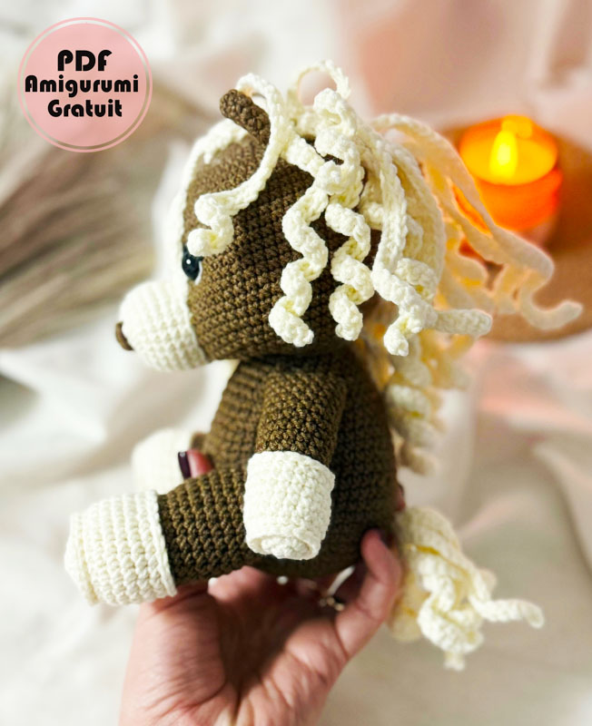 Cheval Mondy PDF Amigurumi Modèle Gratuit (3)