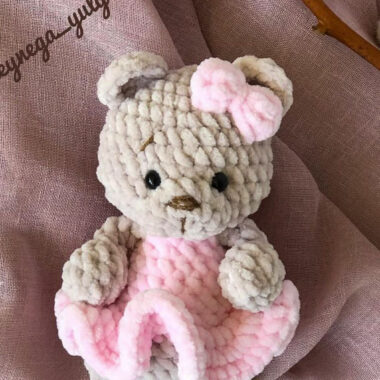 Ours en Peluche en Robe Amigurumi Modèles Gratuit Tricot (2)
