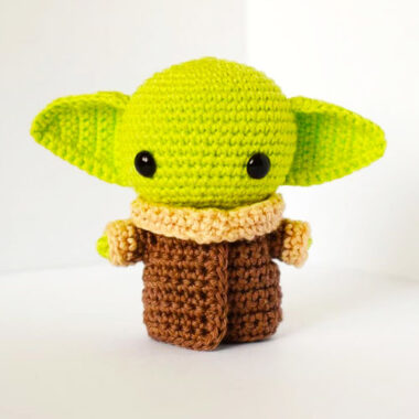 Bébé Yoda Facile Amigurumi Modèle PDF Gratuit (1)