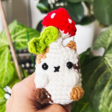 Champignon Chat Porte-clés Amigurumi Modèle Gratuit (1)