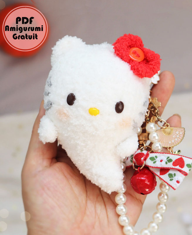 Porte-clés Chat Fantôme au crochet Modèle Gratuit (2)