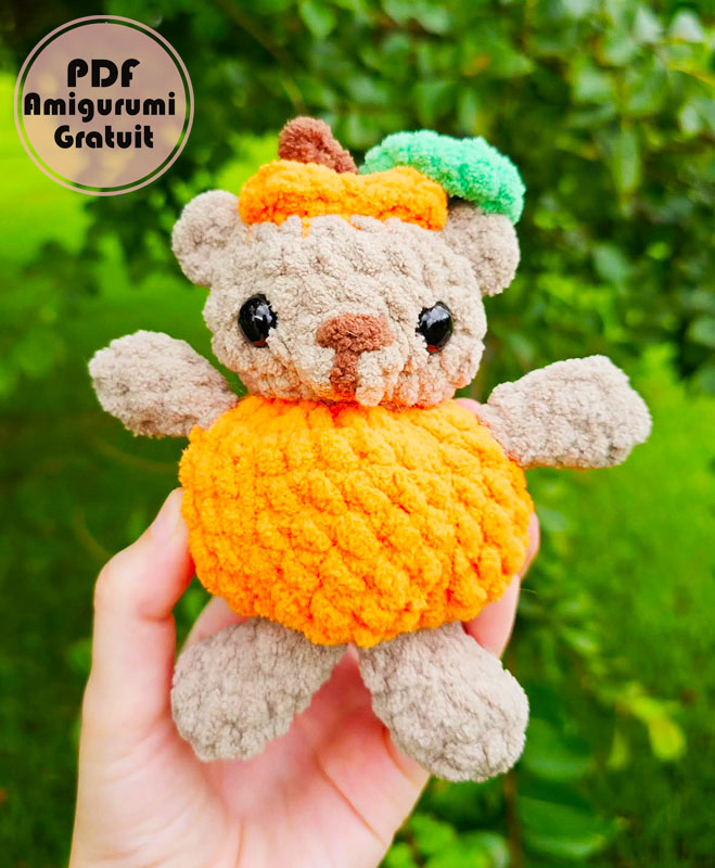 Ours citrouille pour Halloween Amigurumi Modèle Gratuit (3)