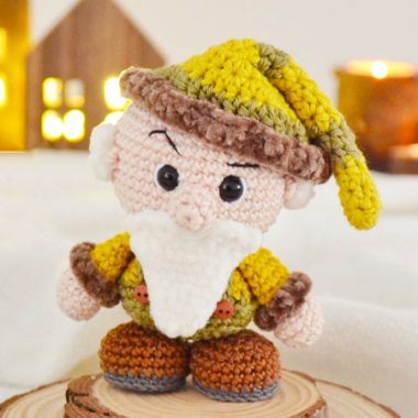 Guido le Gnome pour Noël Amigurumi Patron Gratuit (2)