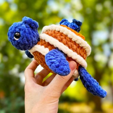 Tortue Crêpe aux Myrtilles au Crochet Modèle Gratuit (1)