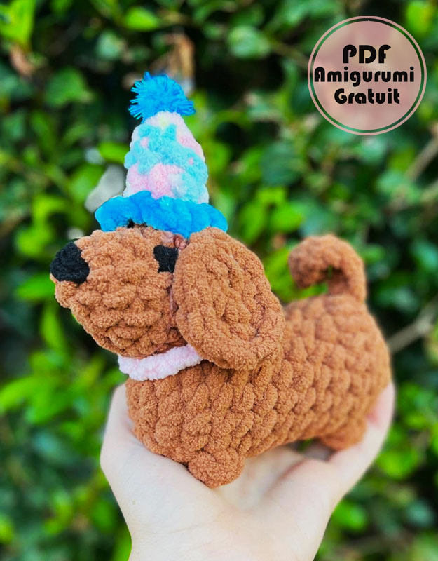 Petit Chiot de Noël Amigurumi PDF Modèle Gratuit (2)