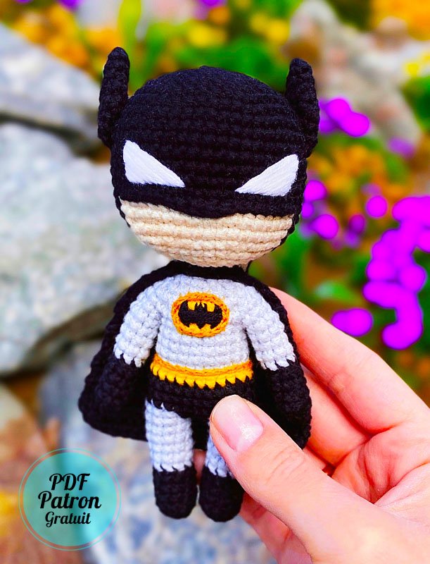Poupée Batman Crochet Amigurumi PDF Gratuit (3)
