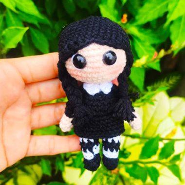 Mercedei Porte-clés Poupée Amigurumi PDF Gratuit (2)