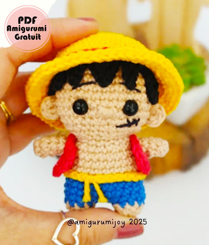 Poupée Luffy Amigurumi Patron PDF Gratuit (2)