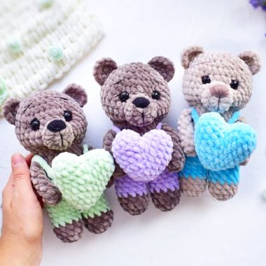 Ours en Peluche avec coeur au Crochet Patron (2)