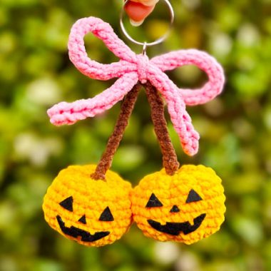 Citrouille en Peluche Porte-clés au Crochet PDF Patron (1)