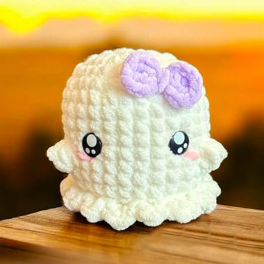 Fantôme avec Nœud Amigurumi Patron pour Débutants (1)