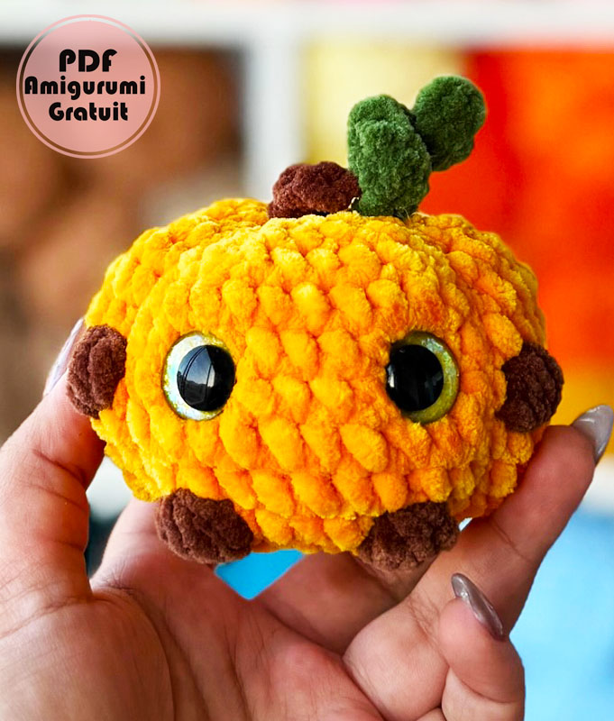 Garçon Citrouille au Crochet Modèle Étape par Étape (2)
