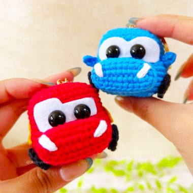Disney McQueen et Sally Porte-clés au Crochet Patron (1)