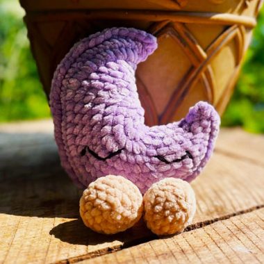 Lune endormie au Crochet Patron Étape par Étape (1)